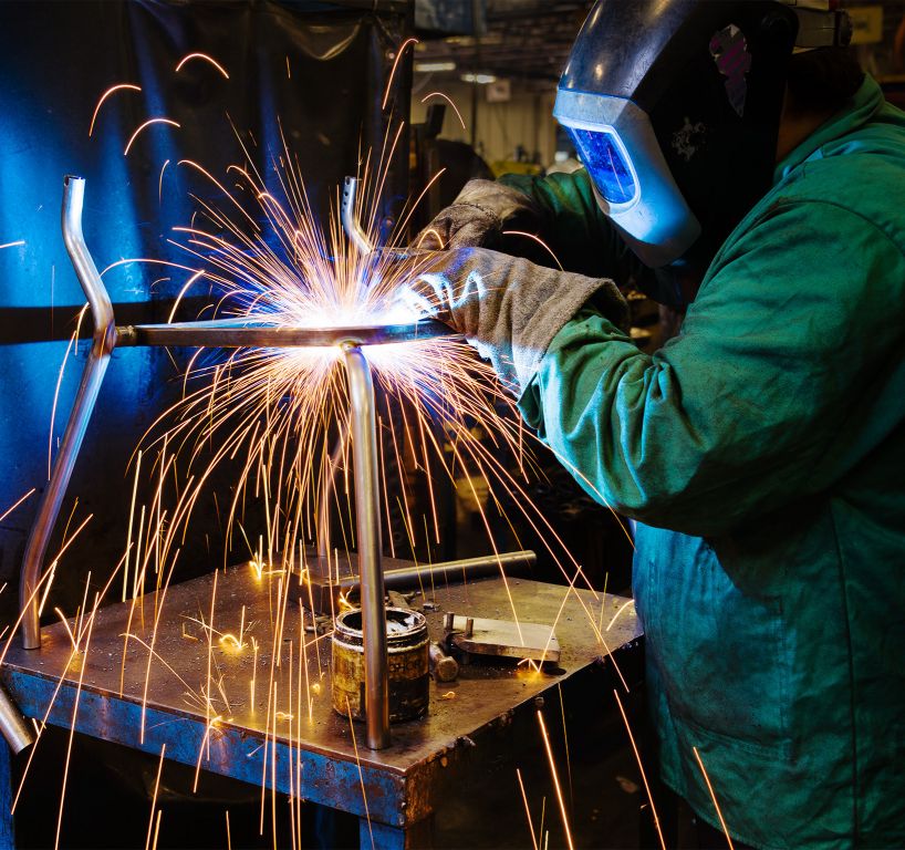 welder spark photo 